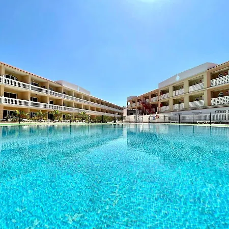 Family Studio, Wifi, Heated Pool, Tenerife South Costa del Silencio