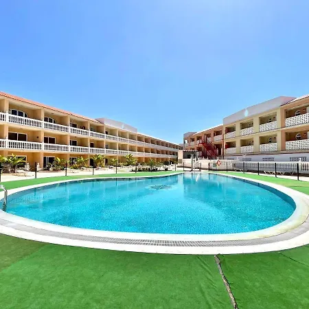 Family Studio, Wifi, Heated Pool, Tenerife South * Costa del Silencio