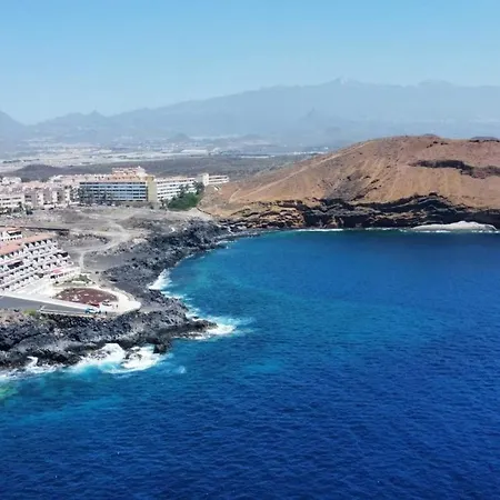 Family Studio, Wifi, Heated Pool, Tenerife South Apartamento Costa del Silencio