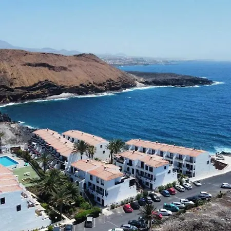 Family Studio, Wifi, Heated Pool, Tenerife South