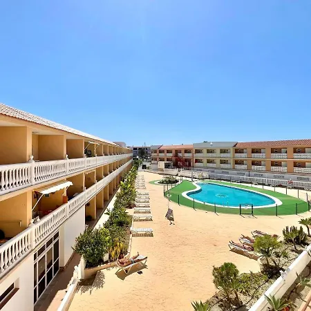 Family Studio, Wifi, Heated Pool, Tenerife South *