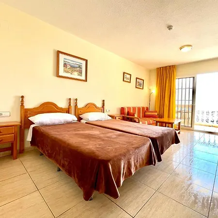 Family Studio, Wifi, Heated Pool, Tenerife South Apartamento